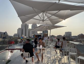 Day Pass en AKEAH Rooftop con Brunch